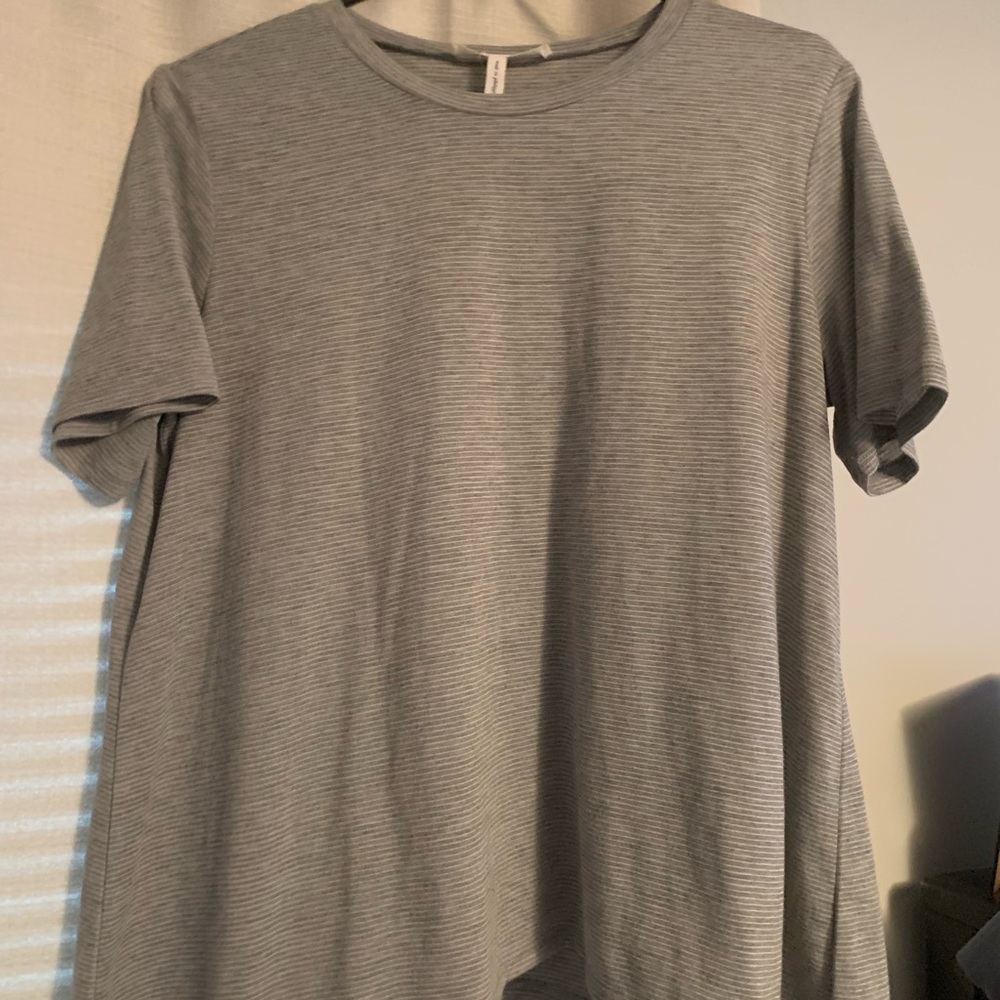 BCBG oversized tee shirt